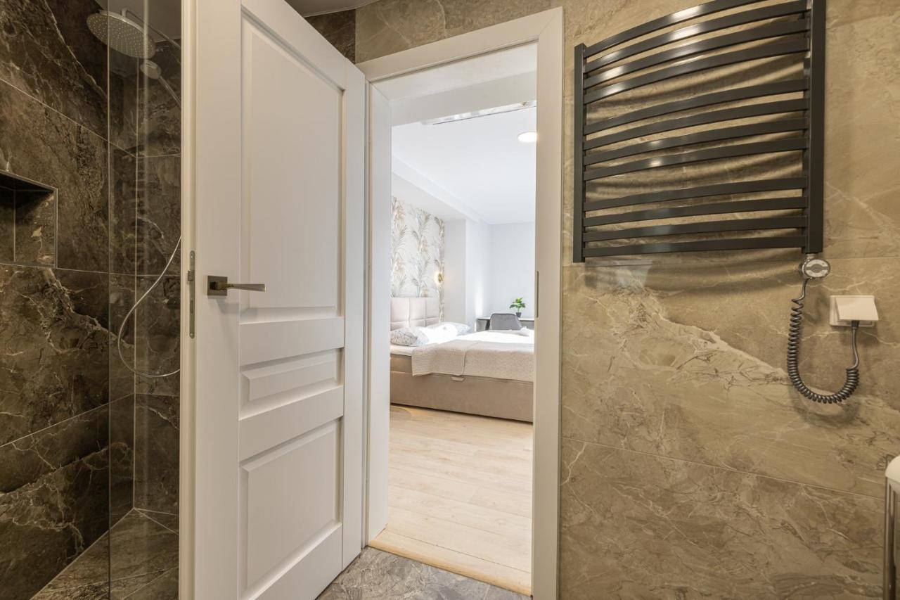 Dharma Stay Apartamentai Su Terasa Ir Vaizdu I Miesta Telšiai Exteriör bild