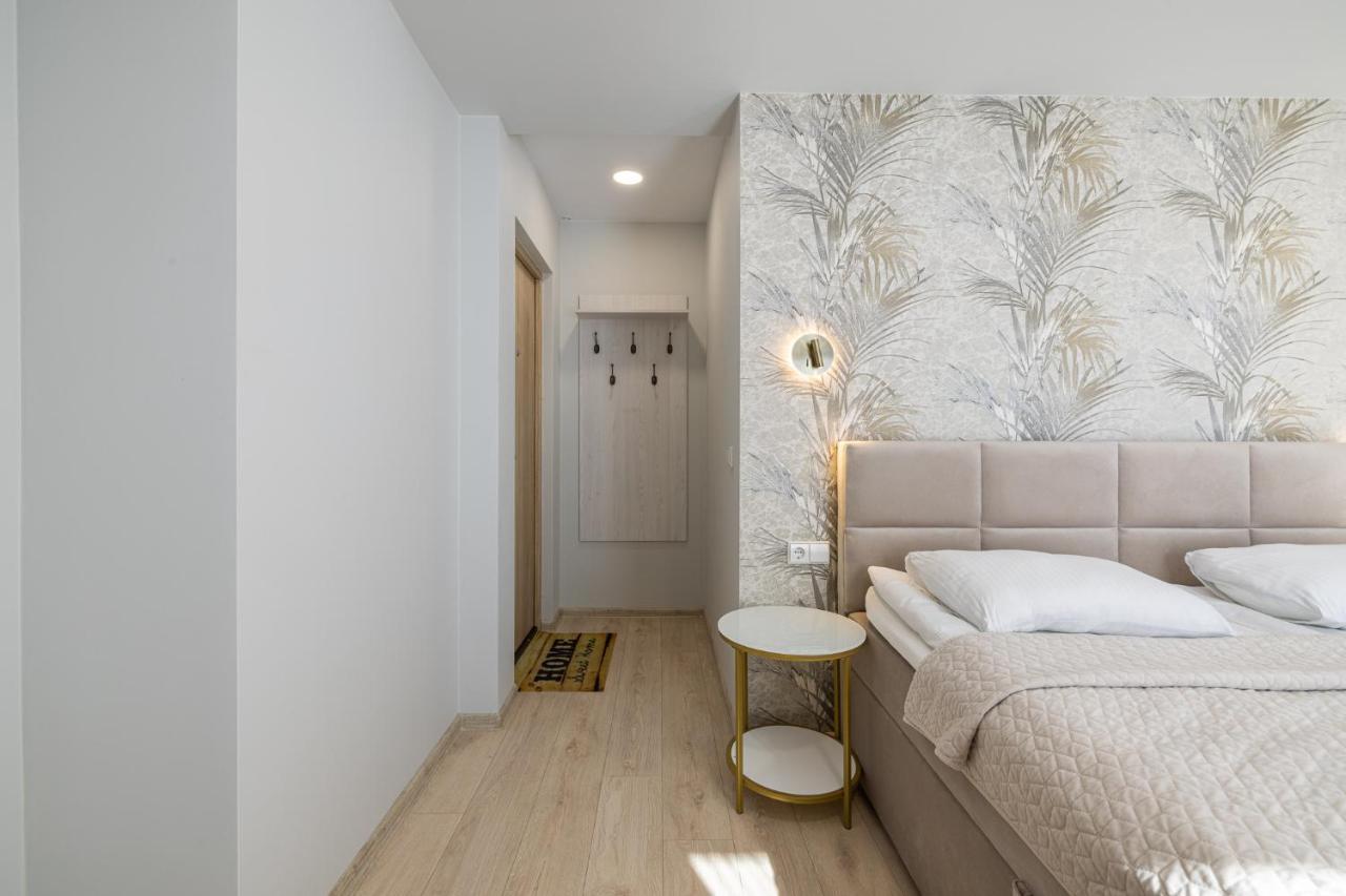 Dharma Stay Apartamentai Su Terasa Ir Vaizdu I Miesta Telšiai Exteriör bild