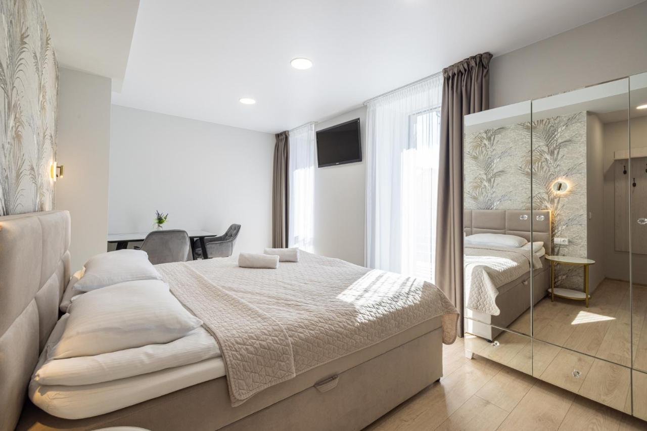 Dharma Stay Apartamentai Su Terasa Ir Vaizdu I Miesta Telšiai Exteriör bild