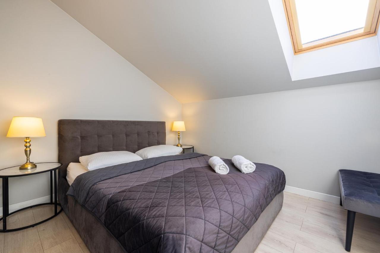 Dharma Stay Apartamentai Su Terasa Ir Vaizdu I Miesta Telšiai Exteriör bild