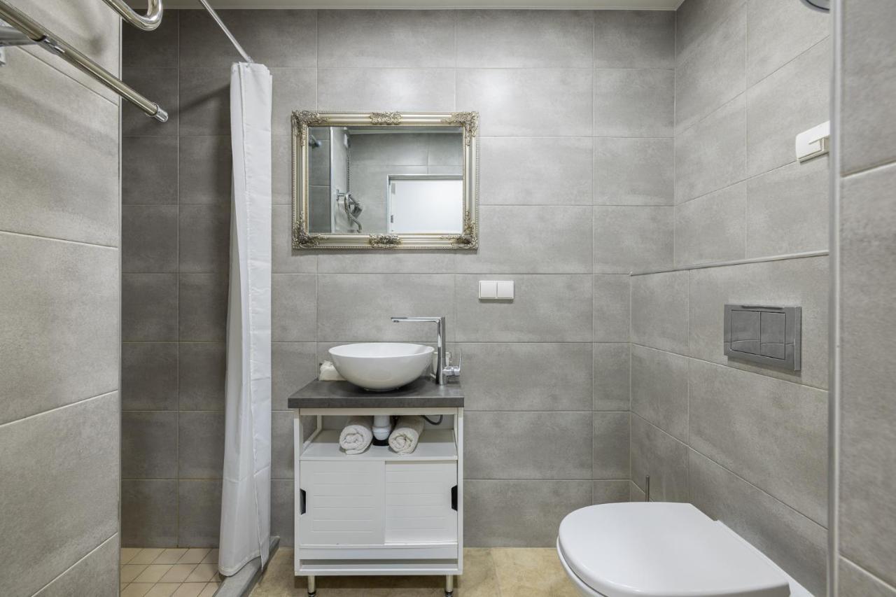 Dharma Stay Apartamentai Su Terasa Ir Vaizdu I Miesta Telšiai Exteriör bild