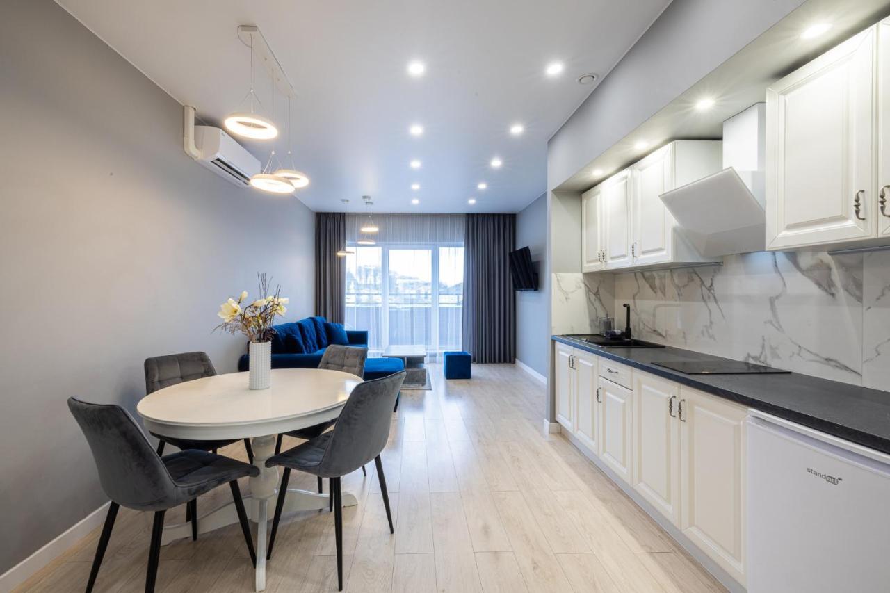 Dharma Stay Apartamentai Su Terasa Ir Vaizdu I Miesta Telšiai Exteriör bild