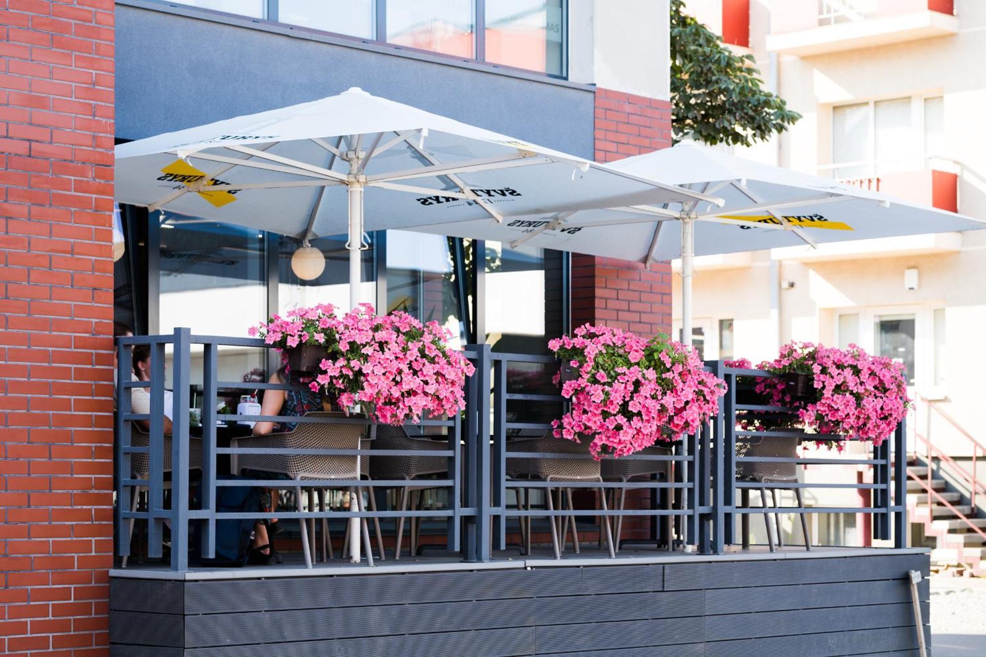 Dharma Stay Apartamentai Su Terasa Ir Vaizdu I Miesta Telšiai Exteriör bild
