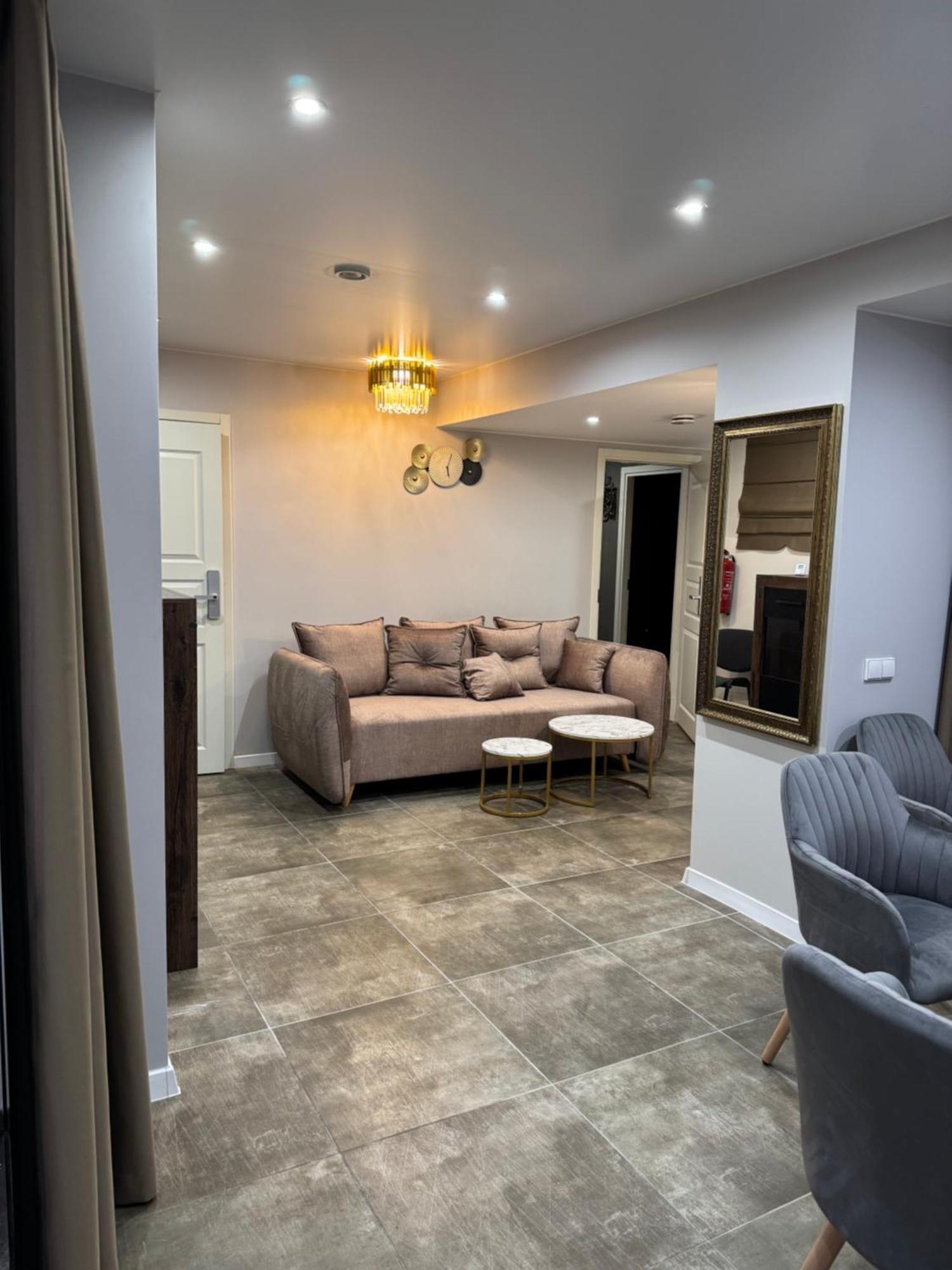 Dharma Stay Apartamentai Su Terasa Ir Vaizdu I Miesta Telšiai Exteriör bild
